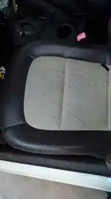 Véhicule à la ferraille toyota iq básico de l'année 2009 alimenté 1kr