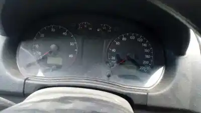 Sloopvoertuig volkswagen polo (9n1) highline van het jaar 2003 aangedreven bby