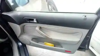Sloopvoertuig volkswagen golf iv berlina (1j1) advance van het jaar 1999 aangedreven ahf