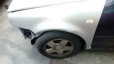Sloopvoertuig volkswagen golf iv berlina (1j1) advance van het jaar 1999 aangedreven ahf