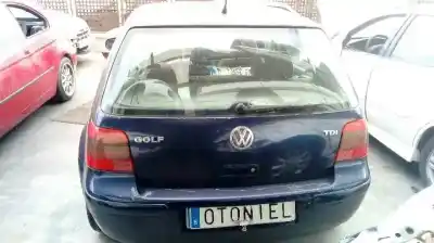 Sloopvoertuig volkswagen golf iv berlina (1j1) advance van het jaar 1999 aangedreven ahf