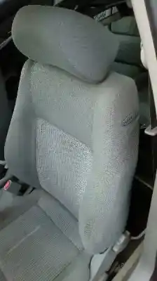 Sloopvoertuig volkswagen golf iv berlina (1j1) advance van het jaar 1999 aangedreven ahf