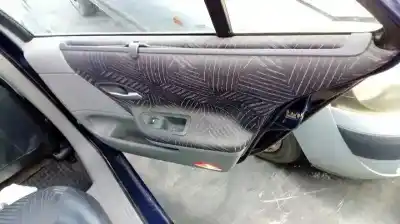 Veicolo di demolizione renault laguna ii (bg0) authentique dell'anno 2002 alimentato f5r a7