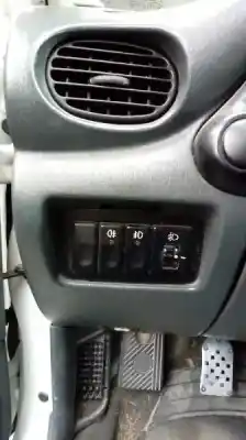 Здавання транспортного засобу hyundai accent (x3) 1.5 gs року 1998 потужний g4ek