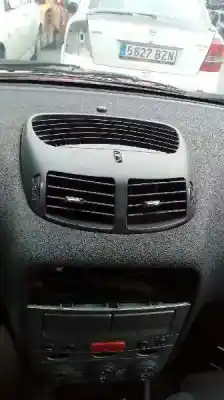 Veicolo di demolizione alfa romeo 147 (190) 1.9 jtd distinctive dell'anno 2001 alimentato 937a2000