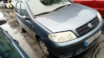 Veicolo di demolizione fiat punto berlina (188) 1.2 8v dynamic dell'anno 2005 alimentato 188a4000