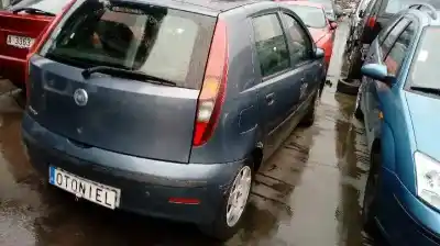 Veicolo di demolizione fiat punto berlina (188) 1.2 8v dynamic dell'anno 2005 alimentato 188a4000
