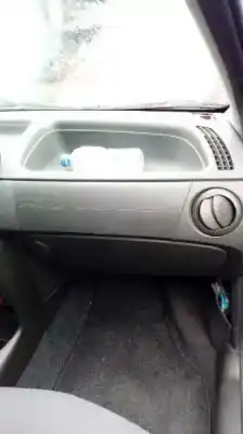Veicolo di demolizione fiat punto berlina (188) 1.2 8v dynamic dell'anno 2005 alimentato 188a4000