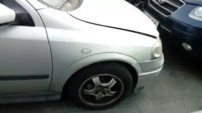 Vehicul casat opel astra g berlina club al anului 2001 alimentat z16se