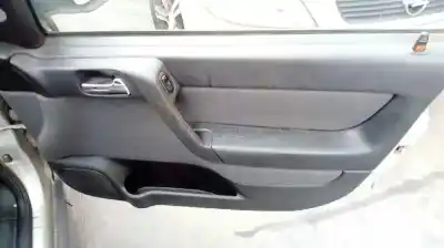 Vehicul casat opel astra g berlina club al anului 2001 alimentat z16se