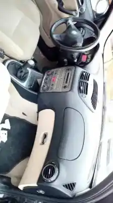 Veicolo di demolizione alfa romeo 147 (190) 1.6 16v cat dell'anno 2007 alimentato ar37203