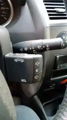 Здавання транспортного засобу renault megane ii berlina 5p authentique року 2006 потужний k9k p7
