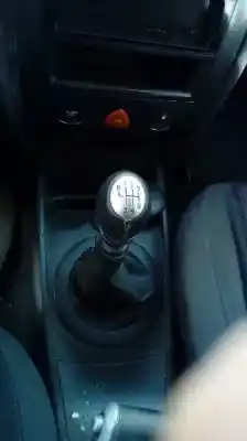 Здавання транспортного засобу renault megane ii berlina 5p authentique року 2006 потужний k9k p7
