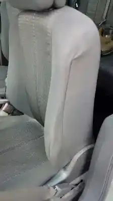 Здавання транспортного засобу renault megane ii berlina 5p authentique року 2006 потужний k9k p7