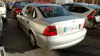 Verschrottungsfahrzeug opel vectra b berlina básico (1999->) des jahres 1999 angetrieben x16xel