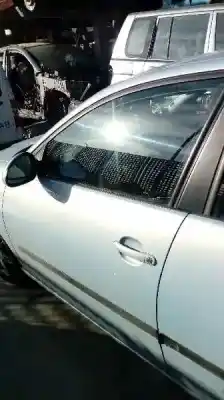 Véhicule à la ferraille seat cordoba berlina (6l2) 1.9 tdi de l'année 2003 alimenté atd