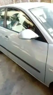 Véhicule à la ferraille seat cordoba berlina (6l2) 1.9 tdi de l'année 2003 alimenté atd