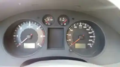 Véhicule à la ferraille seat cordoba berlina (6l2) 1.9 tdi de l'année 2003 alimenté atd