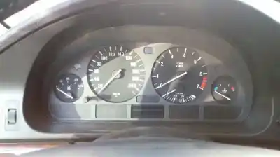 Hurda Aracı bmw serie 5 berlina (e39) 528i yılın 1997 güçlü 286s1 g