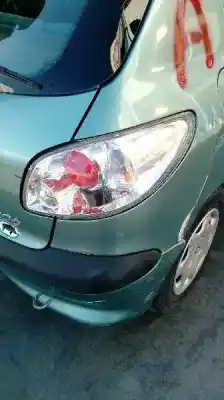Vehicul casat peugeot 206 berlina xr al anului 1999 alimentat kfx