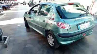 Vehicul casat peugeot 206 berlina xr al anului 1999 alimentat kfx