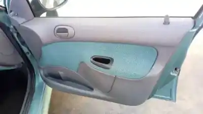 Vehicul casat peugeot 206 berlina xr al anului 1999 alimentat kfx