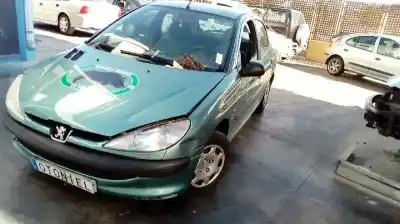 Vehicul casat peugeot 206 berlina xr al anului 1999 alimentat kfx