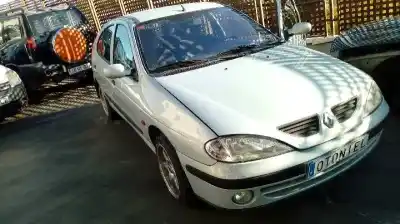 Утилизация автомобиля RENAULT MEGANE I FASE 2 BERLINA (BA0) 1.4 16V Expression 95 CV / 70 KW года 2001 питание K4J