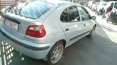 Утилизация автомобиля renault megane i fase 2 berlina (ba0) 1.4 16v expression 95 cv / 70 kw года 2001 питание k4j