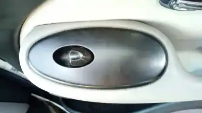 Vehicul casat mg serie 75 (rj) 2.0 cdt classic al anului 2001 alimentat d204d2