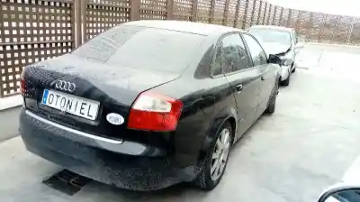 Sloopvoertuig audi a4 berlina (8e) 1.9 tdi (96kw) van het jaar 2004 aangedreven avf