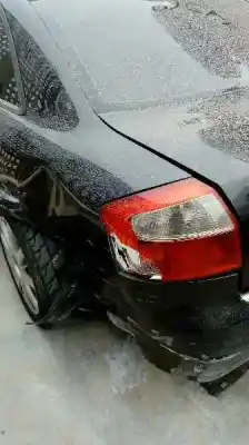 Sloopvoertuig audi a4 berlina (8e) 1.9 tdi (96kw) van het jaar 2004 aangedreven avf