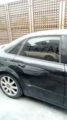 Sloopvoertuig audi a4 berlina (8e) 1.9 tdi (96kw) van het jaar 2004 aangedreven avf