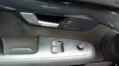 Sloopvoertuig audi a4 berlina (8e) 1.9 tdi (96kw) van het jaar 2004 aangedreven avf