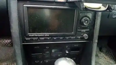 Sloopvoertuig audi a4 berlina (8e) 1.9 tdi (96kw) van het jaar 2004 aangedreven avf