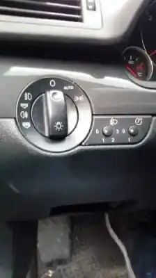 Sloopvoertuig audi a4 berlina (8e) 1.9 tdi (96kw) van het jaar 2004 aangedreven avf