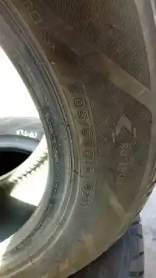 Véhicule à la ferraille peugeot 407 st confort de l'année 2006 alimenté 9hz