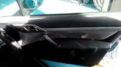 Véhicule à la ferraille peugeot 407 st confort de l'année 2006 alimenté 9hz