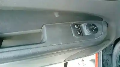 Veículo de Sucata ford focus sportbreak (cap) ghia do ano 2006 alimentado kkda