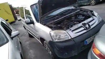 Здавання транспортного засобу peugeot partner (s2) combiespace року 2007 потужний 9hw