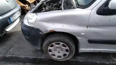 Здавання транспортного засобу peugeot partner (s2) combiespace року 2007 потужний 9hw