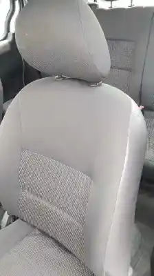 Здавання транспортного засобу peugeot partner (s2) combiespace року 2007 потужний 9hw