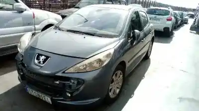 Véhicule à la ferraille peugeot 207 confort de l'année 2008 alimenté 9hx