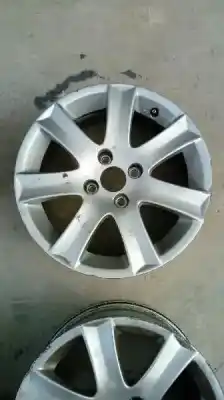 Véhicule à la ferraille peugeot 207 confort de l'année 2008 alimenté 9hx