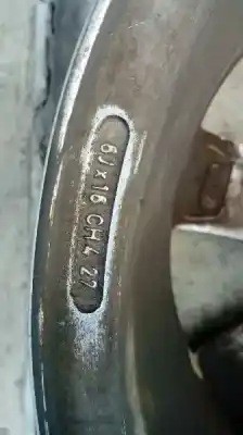 Véhicule à la ferraille peugeot 207 confort de l'année 2008 alimenté 9hx