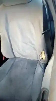 Veículo de Sucata ford fiesta berlina ghia do ano 1998 alimentado dha