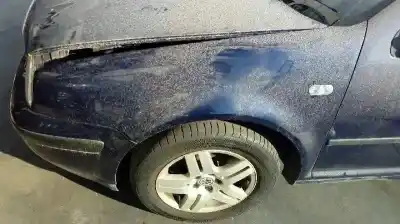Sloopvoertuig volkswagen golf iv berlina (1j1) conceptline van het jaar 1997 aangedreven bcb