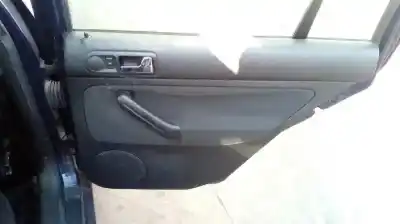 Sloopvoertuig volkswagen golf iv berlina (1j1) conceptline van het jaar 1997 aangedreven bcb
