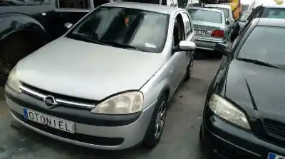 Здавання транспортного засобу opel corsa c blue line року 2003 потужний z12xe