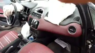Здавання транспортного засобу fiat punto (evo) (199) dynamic року 2010 потужний 199a2000